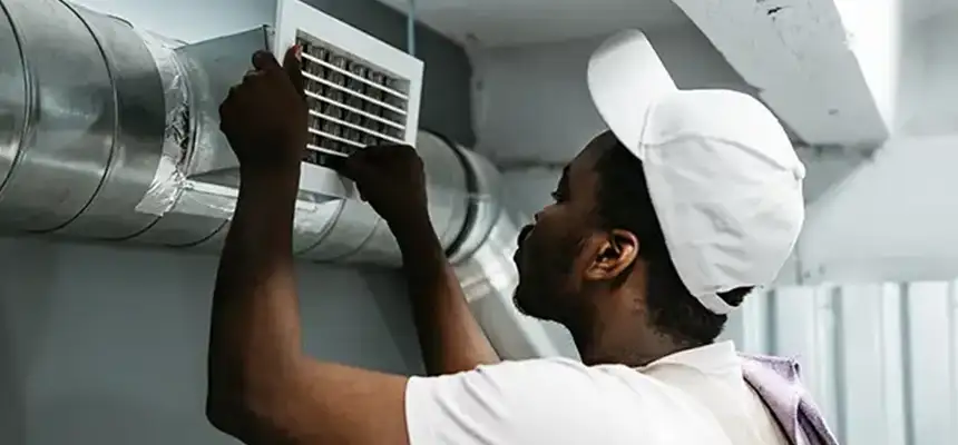 Our Licensed And Insured Cleaners in Waukegan, IL